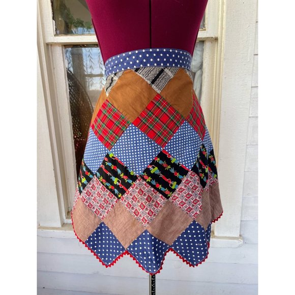 Vintage 1930s Patchwork Ric-Rac Cotton Half Apron - Picture 9 of 9